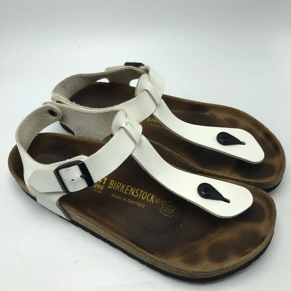 Birkenstocks Kairo white patent leather thong sandals size 10 10.5 41.